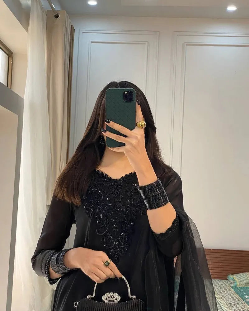 New Fancy Beautifull Kurta Set For Women Soft And Silk Fabric Black Beads And Sequnce Work wear Look pure Roman Silk Fabric Top Pent and Dupatta