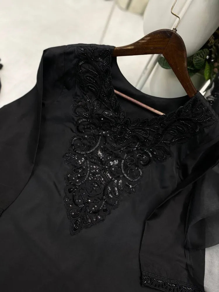 New Fancy Beautifull Kurta Set For Women Soft And Silk Fabric Black Beads And Sequnce Work wear Look pure Roman Silk Fabric Top Pent and Dupatta