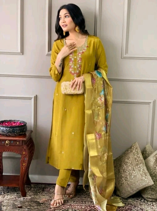 Launching New Fancy Kurta Set For Women 4 Nidaling Dhaga Embroidery Work Treaditional Roman Silk Fabric 3D Digital Print Duptta , Floral Ornamentation: Embroidered Fit/ Shape: A-line Occasion